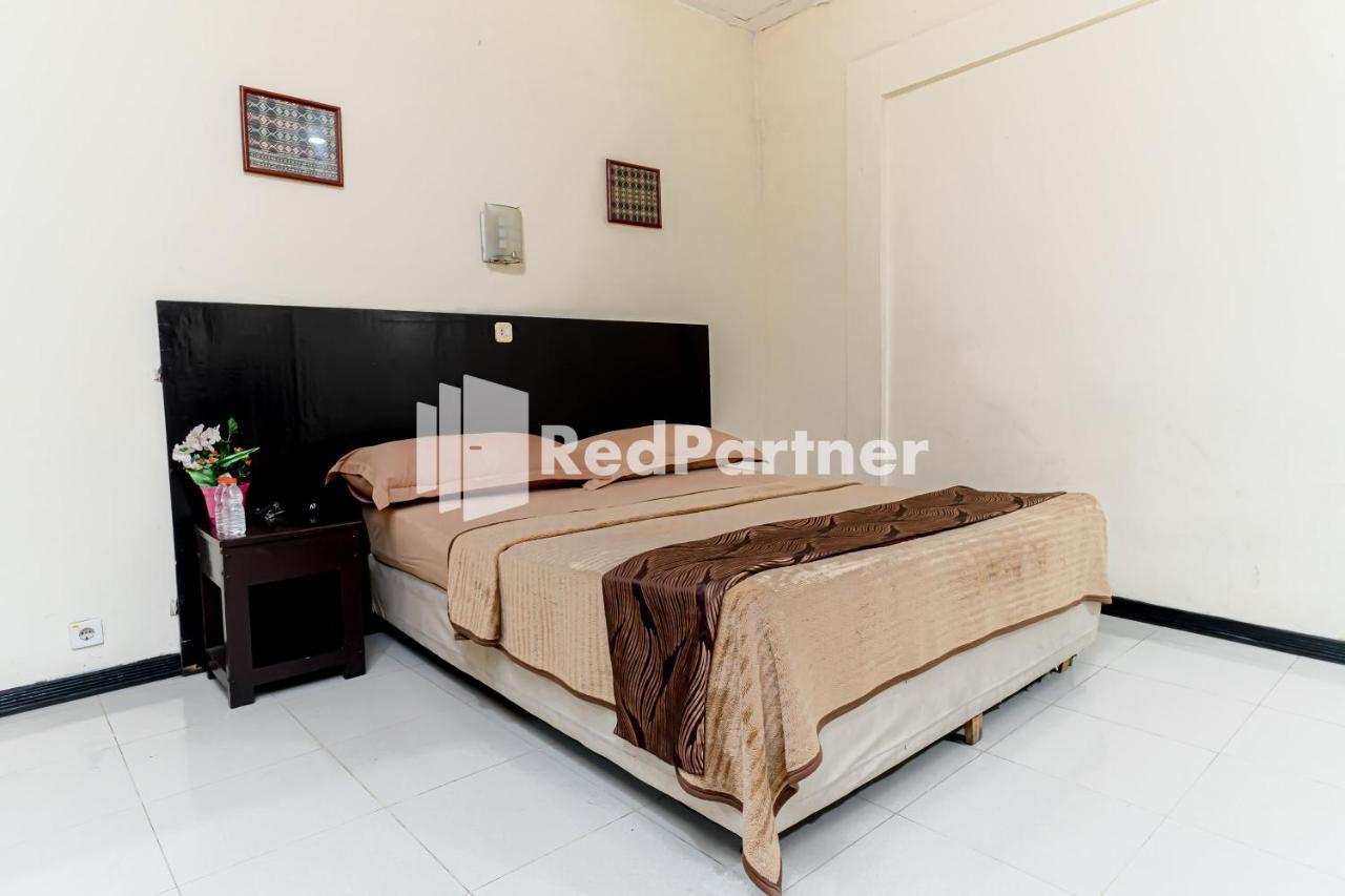 Cherry Pink Hotel Medan Mitra Reddoorz Eksteriør bilde