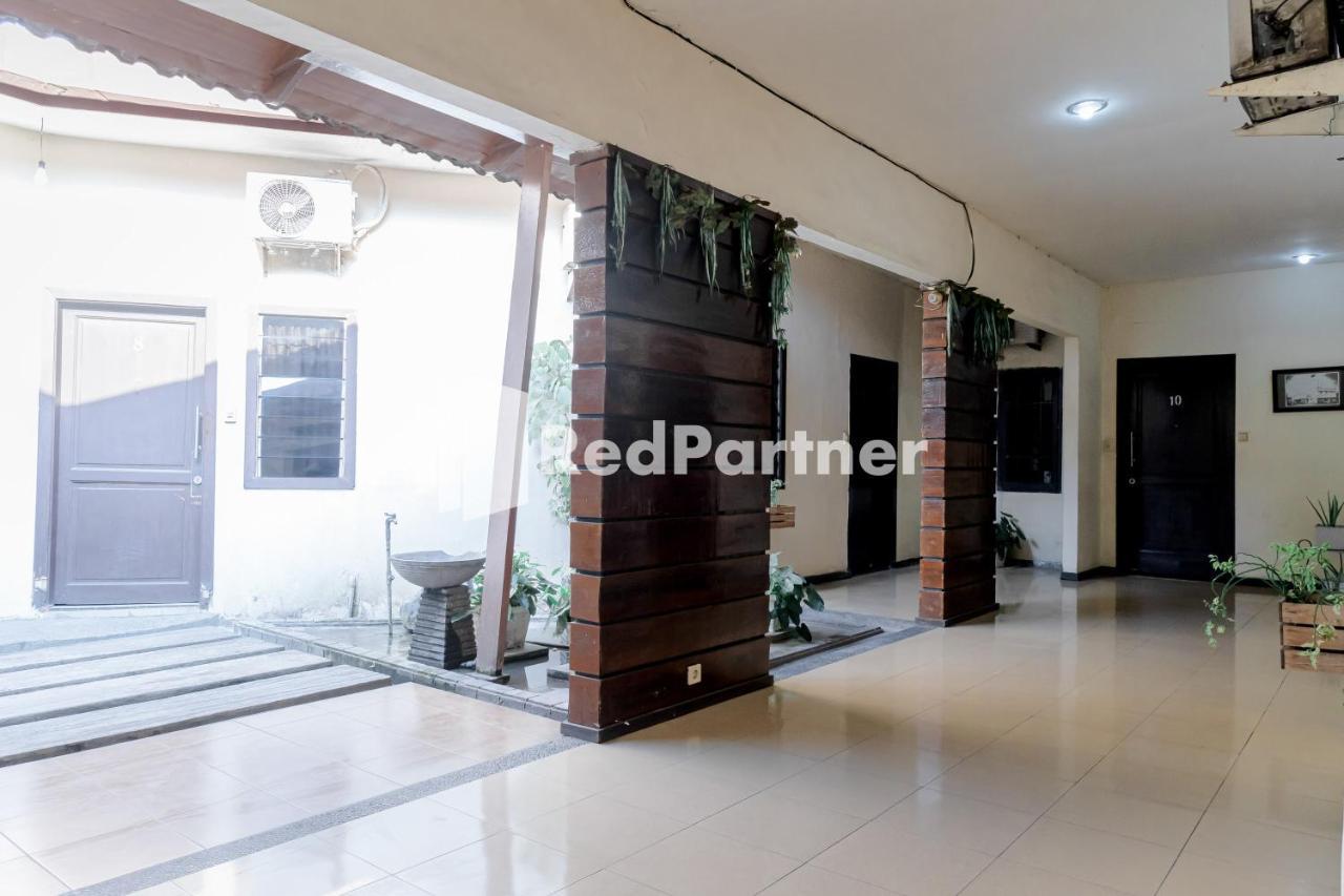 Cherry Pink Hotel Medan Mitra Reddoorz Eksteriør bilde