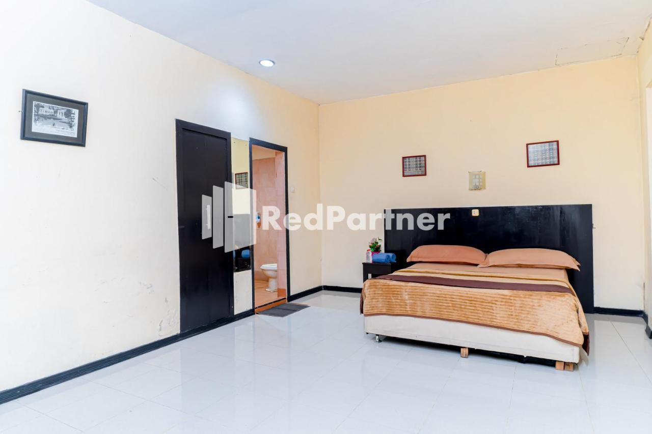 Cherry Pink Hotel Medan Mitra Reddoorz Eksteriør bilde