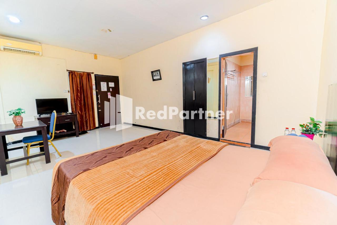 Cherry Pink Hotel Medan Mitra Reddoorz Eksteriør bilde