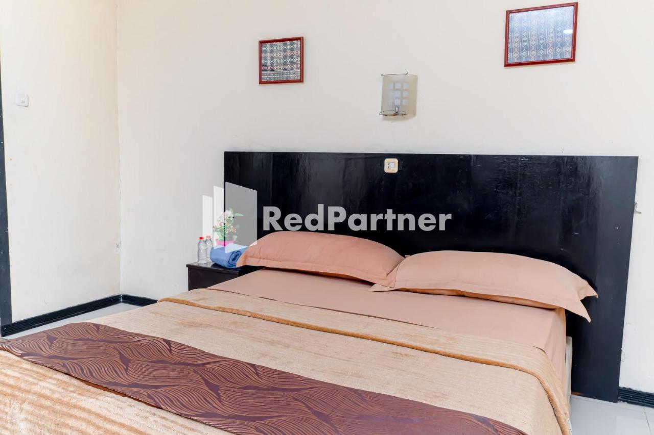 Cherry Pink Hotel Medan Mitra Reddoorz Eksteriør bilde